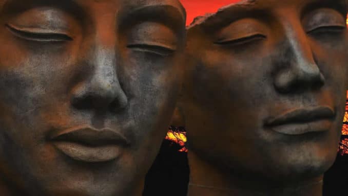 mann-bronze-gesichter-man