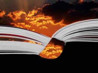 Buch-Wolken-licht-book