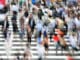 menschen-verzerrt-strasse-pedestrians