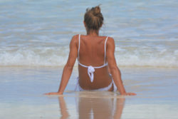 Sonne und Seele  Sonne tanken Sonnenbad meer woman