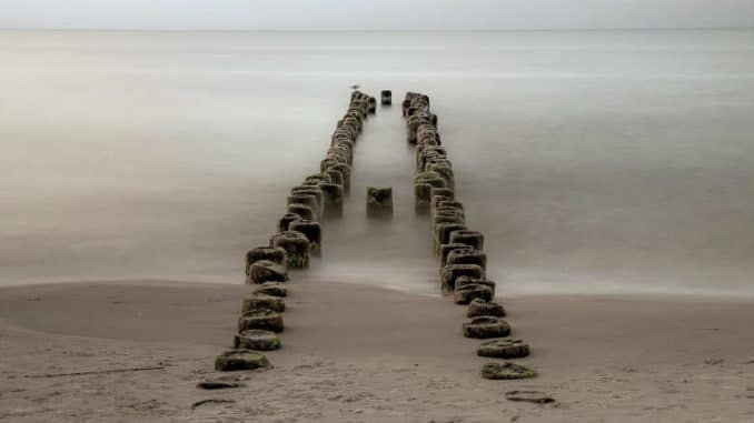 Zeitreisen-Zukunft-Probleme-loesen-the-old-breakwate