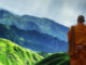 berge-himmel-wiesen-buddhist