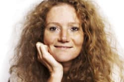 Porträt der Autorin Barbara Vödisch