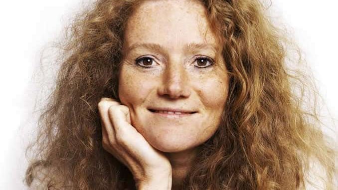 Porträt der Autorin Barbara Vödisch