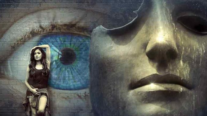 frau-maske-auge-fantasy
