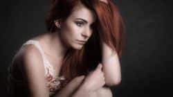 Rückschläge bewältigen Frau haare sinnlich girl