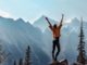 frau-berge-gluecklich-mountains