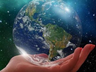 weltkugel-hand-globe