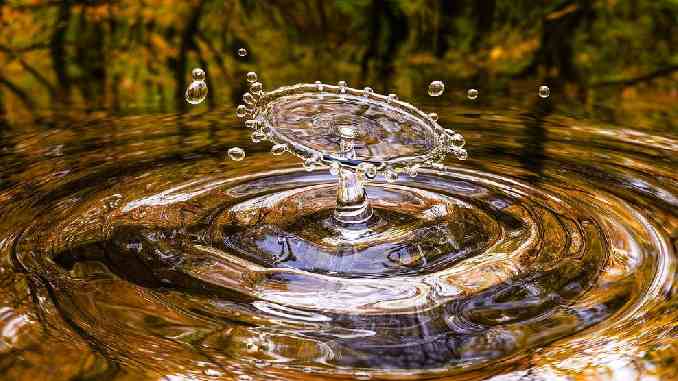 wasser-fontaene-drop