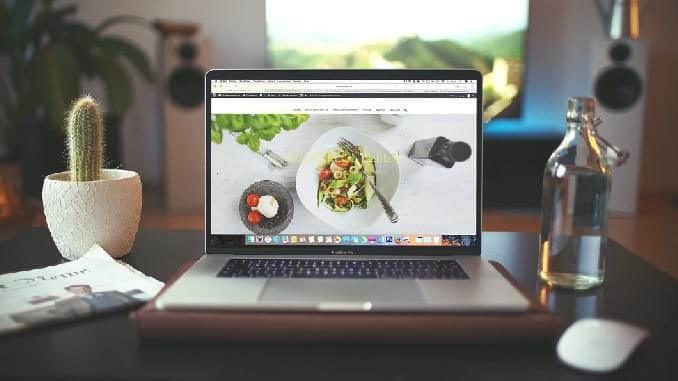 ayurveda-abo-ausbildung-neutzler-laptop