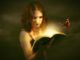frau-buch-licht-weisheit-erkenntnis-woman