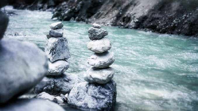 fluss steine river