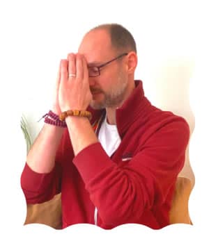 Martin Armbruster bei seiner Meditationspraxis