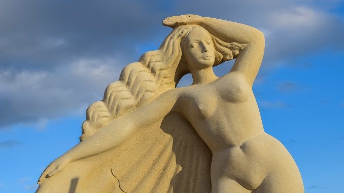 Aphrodite als Statue der griechischen Liebesgöttin