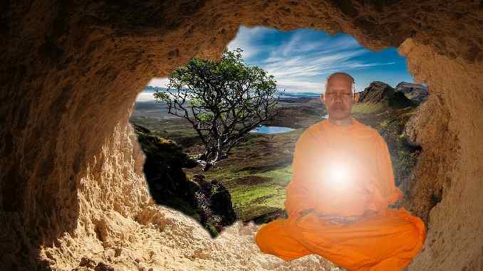 Meditierender Mönch in symbolischer Landschaft Nirvana im Buddhismus: meditierender Mönch vor einer Seenlandschaft
