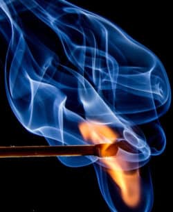 feuer rauch gluehen fire